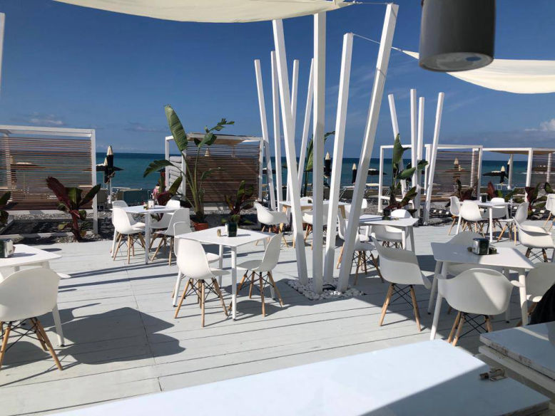 Grecale beach Vallecrosia